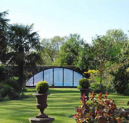 Bed & Breakfast Le Logis Du Bourg Brangeau *